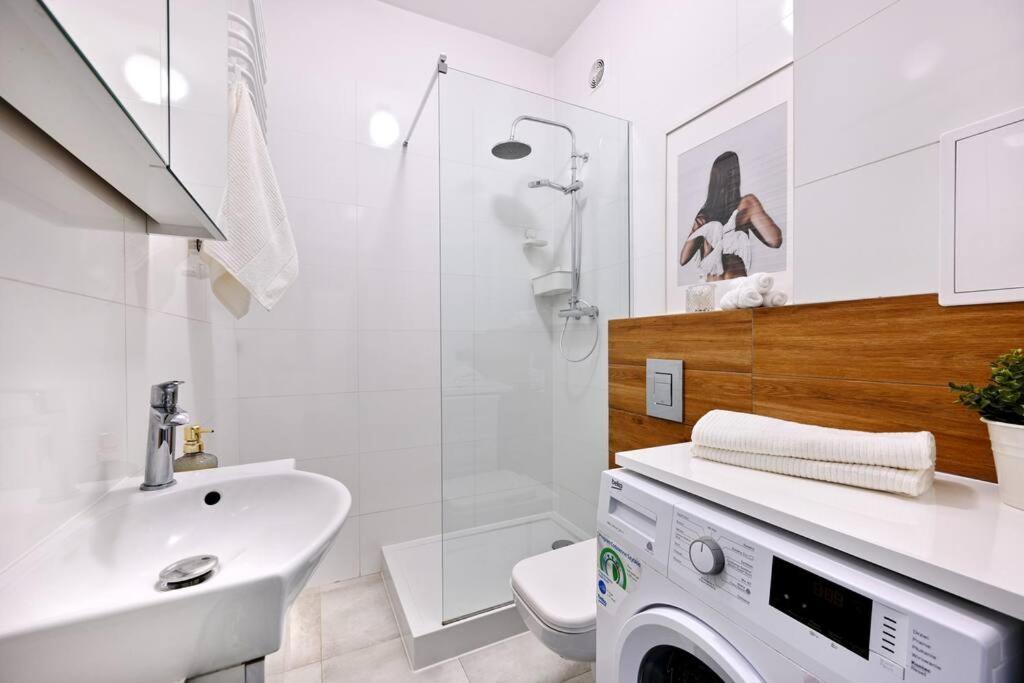 Saska Kepa -Ul. Francuska 2' Min Apartment Warsawa Bagian luar foto