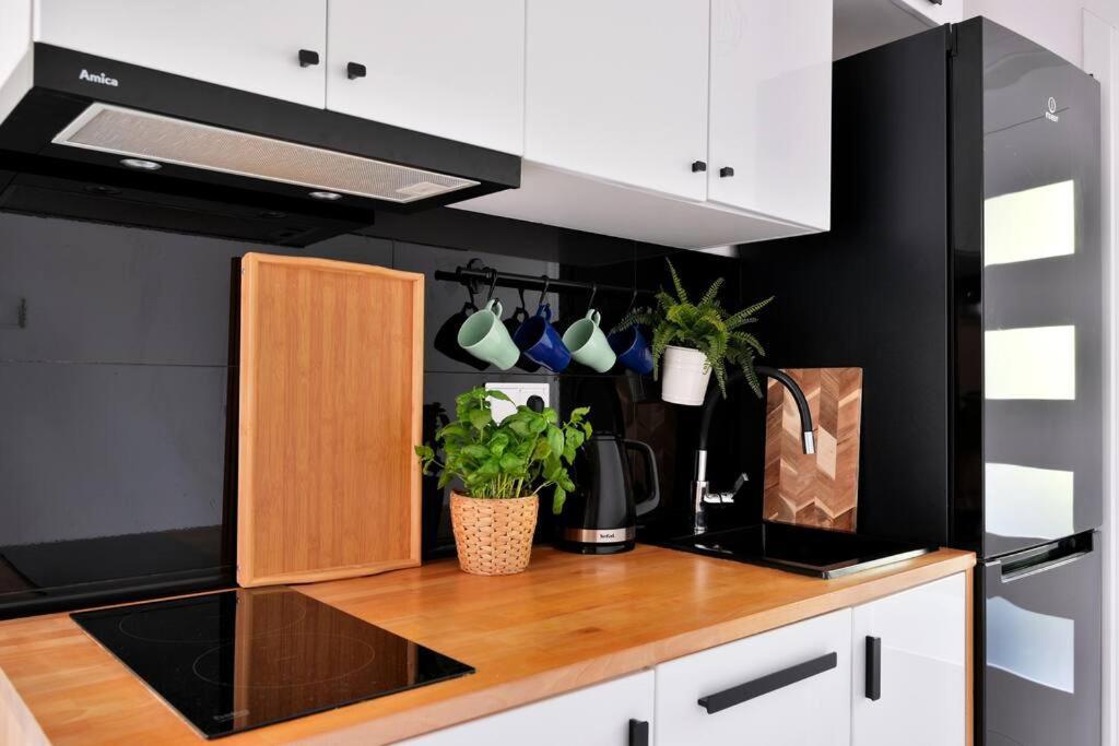 Saska Kepa -Ul. Francuska 2' Min Apartment Warsawa Bagian luar foto